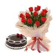 12 Red Roses Bouquet 1/2 Kg chocolate Truffle Cake